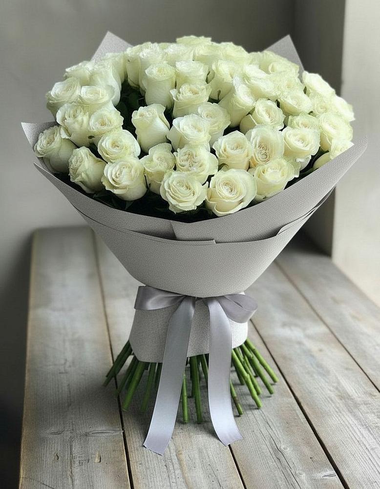Букет 35 Белых роз в Оболенске