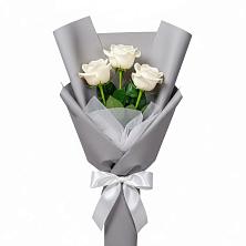 Букет 3 белые розы в Оболенске