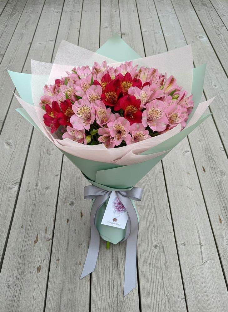 Букет цветов из: Альстромерии в Оболенске