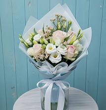 Букет цветов из:  Розы и Лизиантусы в Оболенске