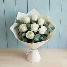 Букет Белые розы в Эвкалипте в Оболенске